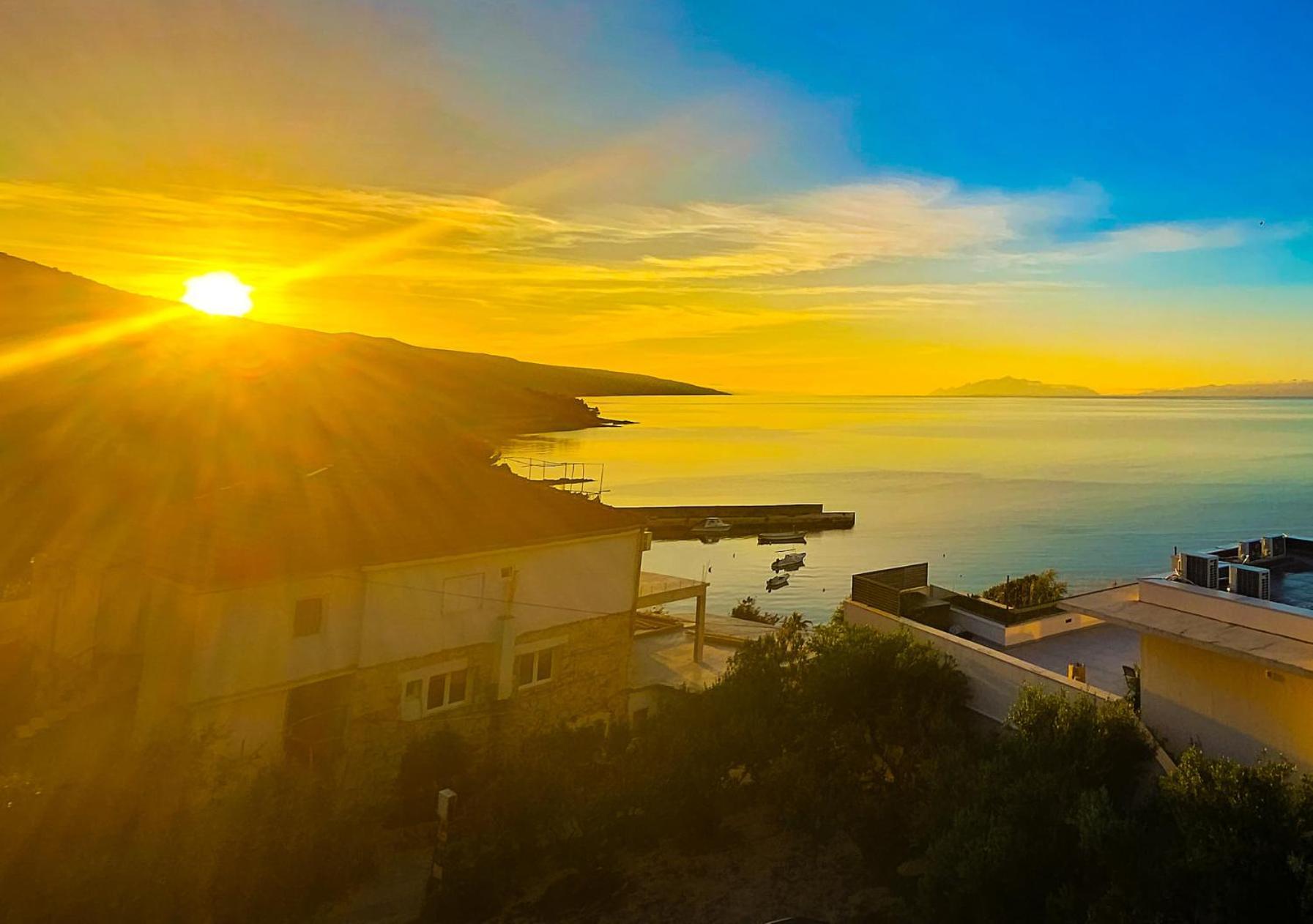 Plava Laguna Завала Экстерьер фото